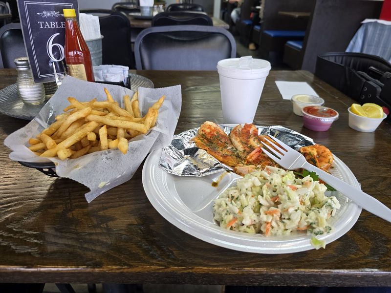 Bayseas Catfish House food